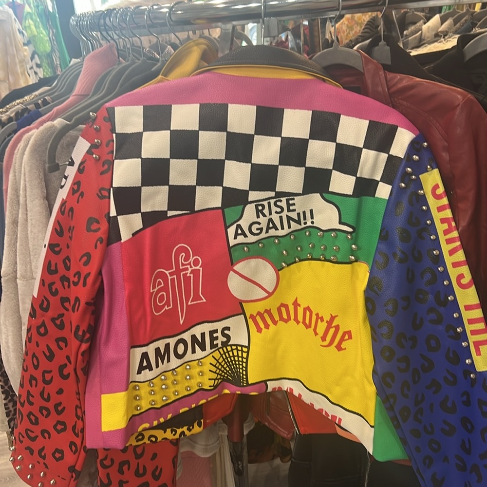 Graphic Jacket - Picture 4 of 4